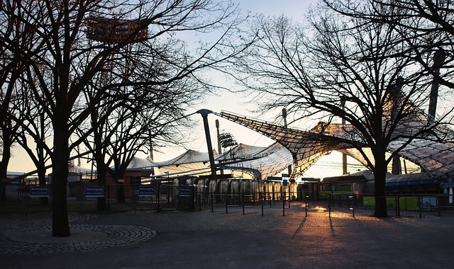 通过深入分 通过深入分